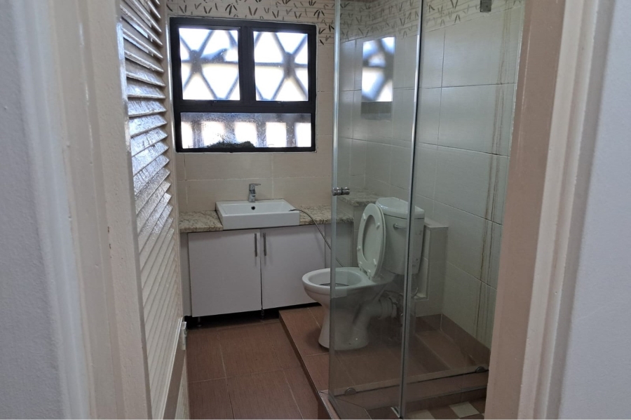 To Let 2 Bedroom Property for Rent in Essenwood KwaZulu-Natal
