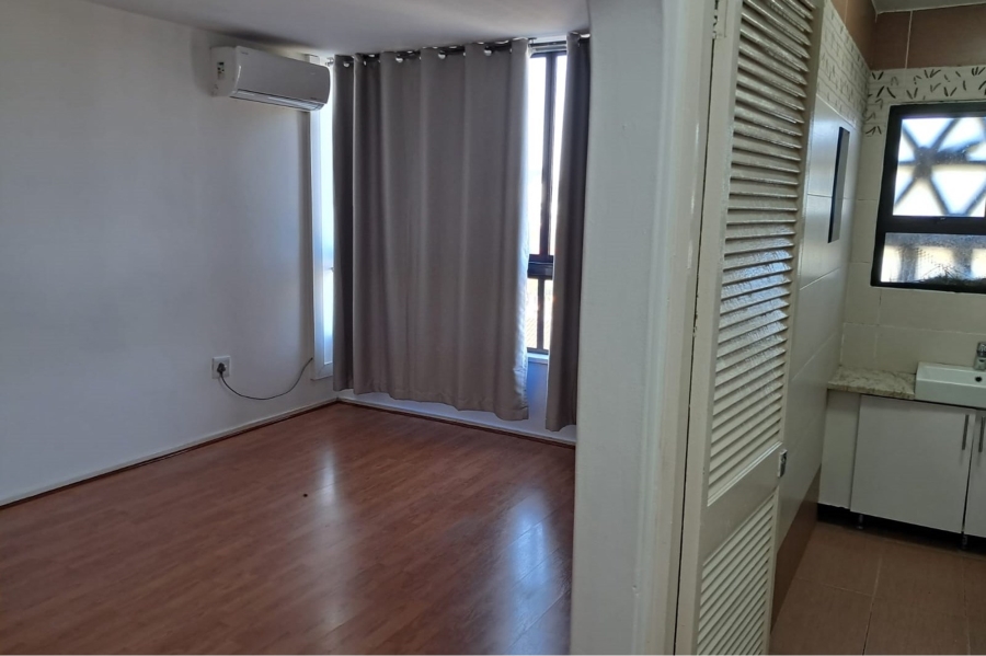 To Let 2 Bedroom Property for Rent in Essenwood KwaZulu-Natal