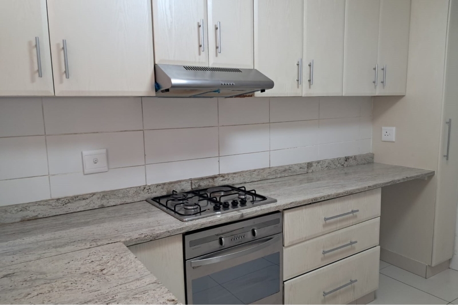 To Let 2 Bedroom Property for Rent in Essenwood KwaZulu-Natal