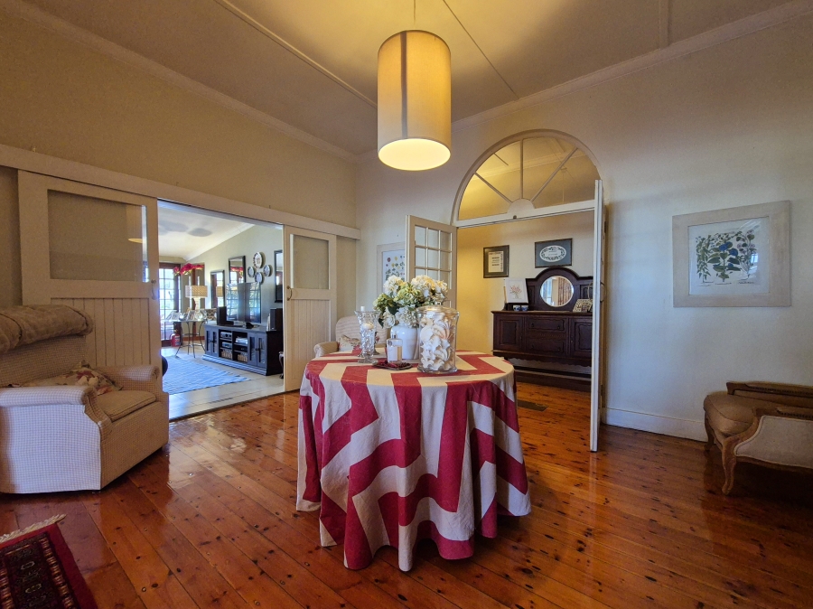 5 Bedroom Property for Sale in Ballito Central KwaZulu-Natal