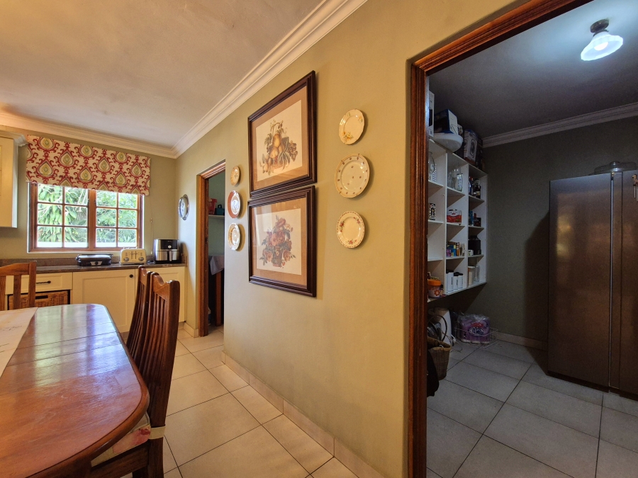 5 Bedroom Property for Sale in Ballito Central KwaZulu-Natal