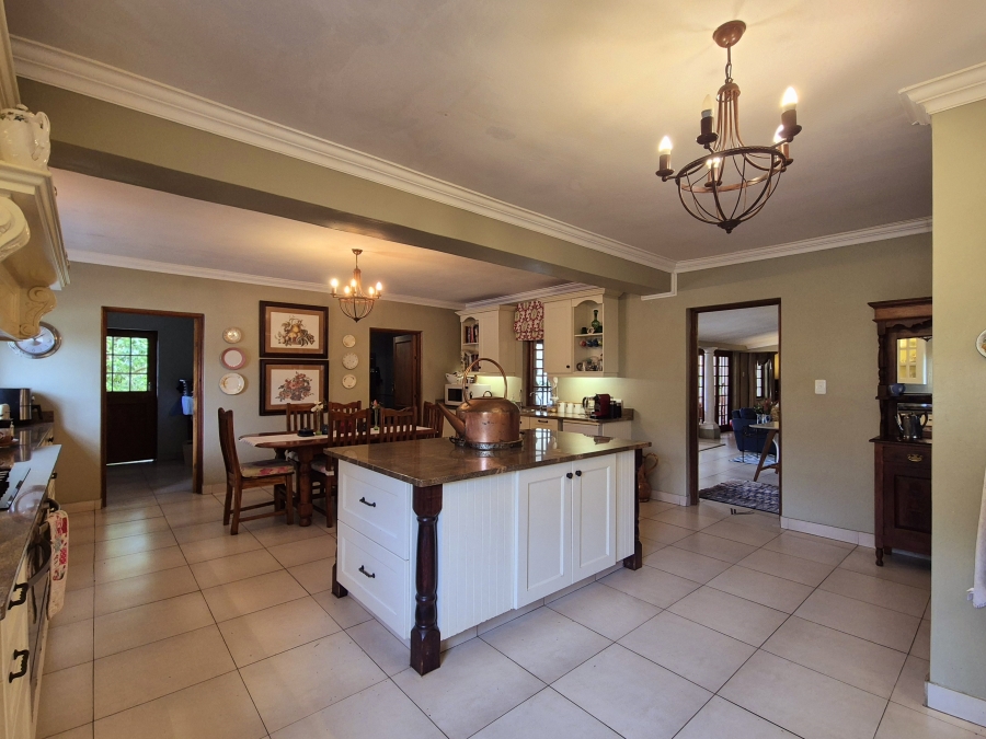 5 Bedroom Property for Sale in Ballito Central KwaZulu-Natal