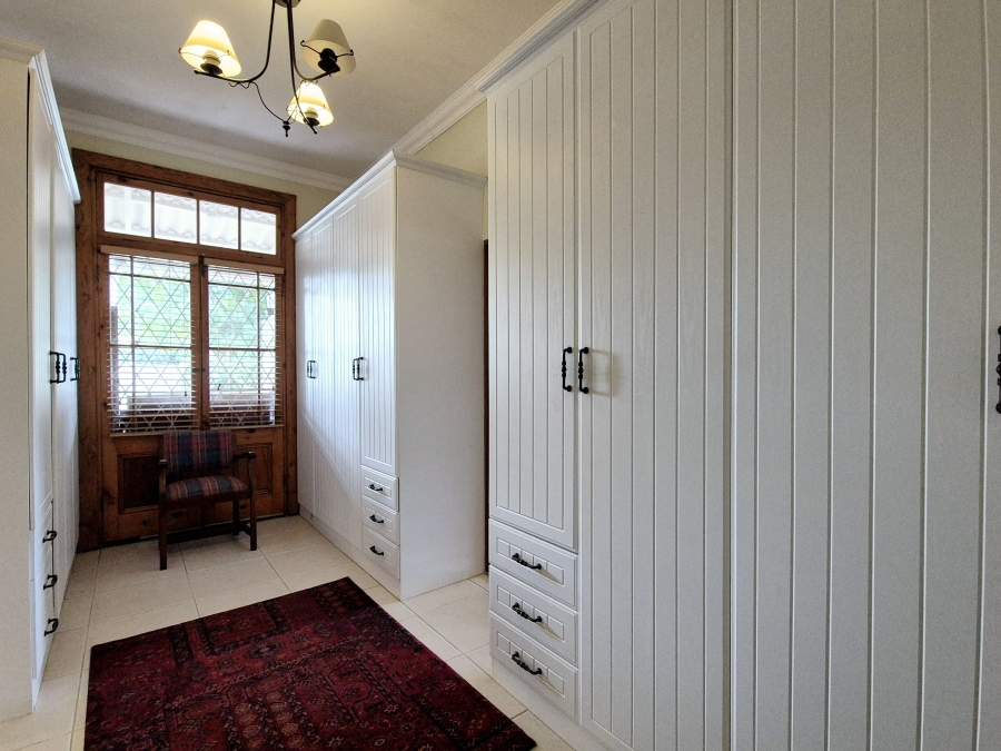 5 Bedroom Property for Sale in Ballito Central KwaZulu-Natal