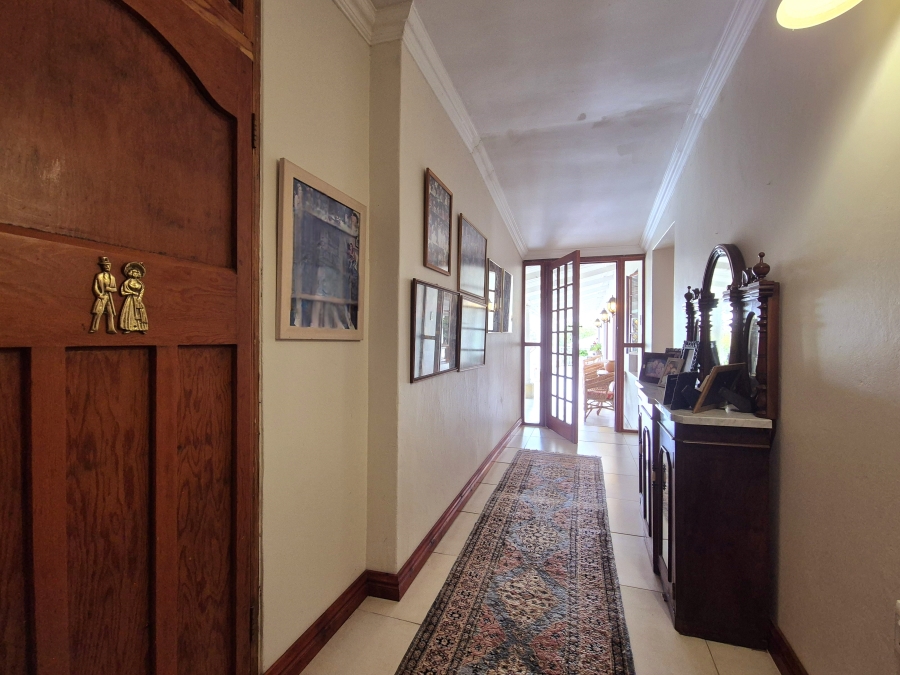 5 Bedroom Property for Sale in Ballito Central KwaZulu-Natal