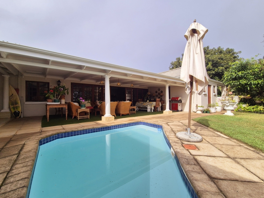 5 Bedroom Property for Sale in Ballito Central KwaZulu-Natal