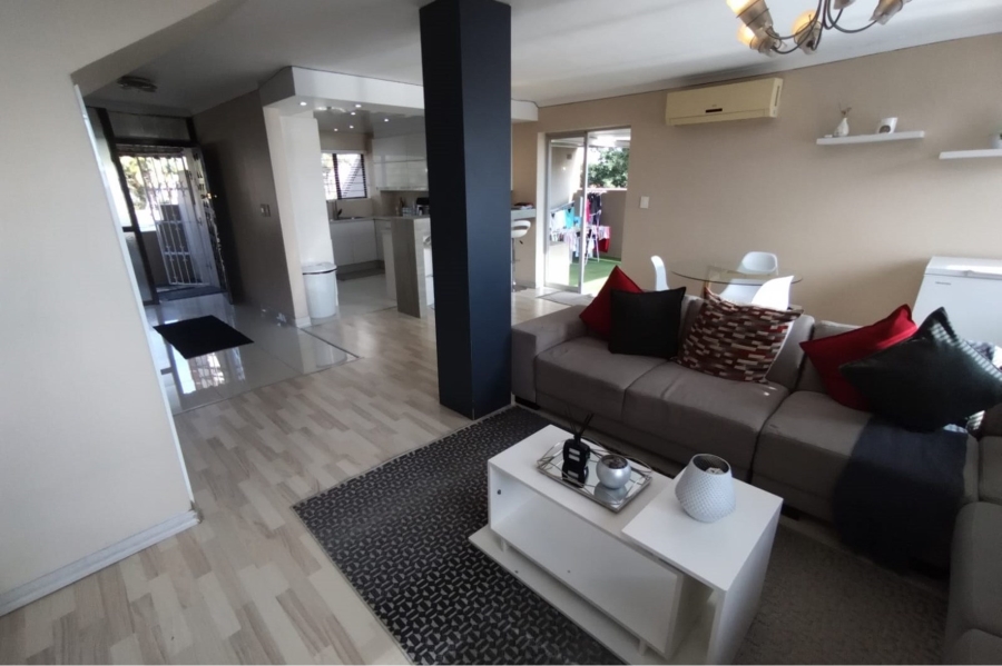 3 Bedroom Property for Sale in Morningside KwaZulu-Natal