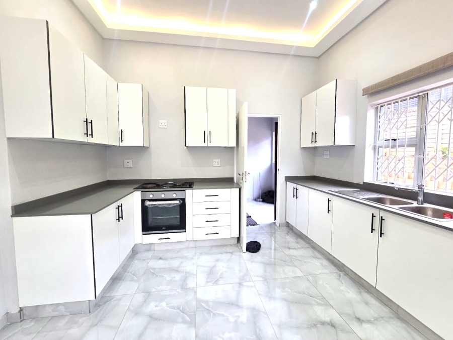 To Let 3 Bedroom Property for Rent in Somerset Park KwaZulu-Natal