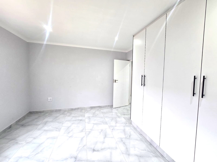 To Let 3 Bedroom Property for Rent in Somerset Park KwaZulu-Natal