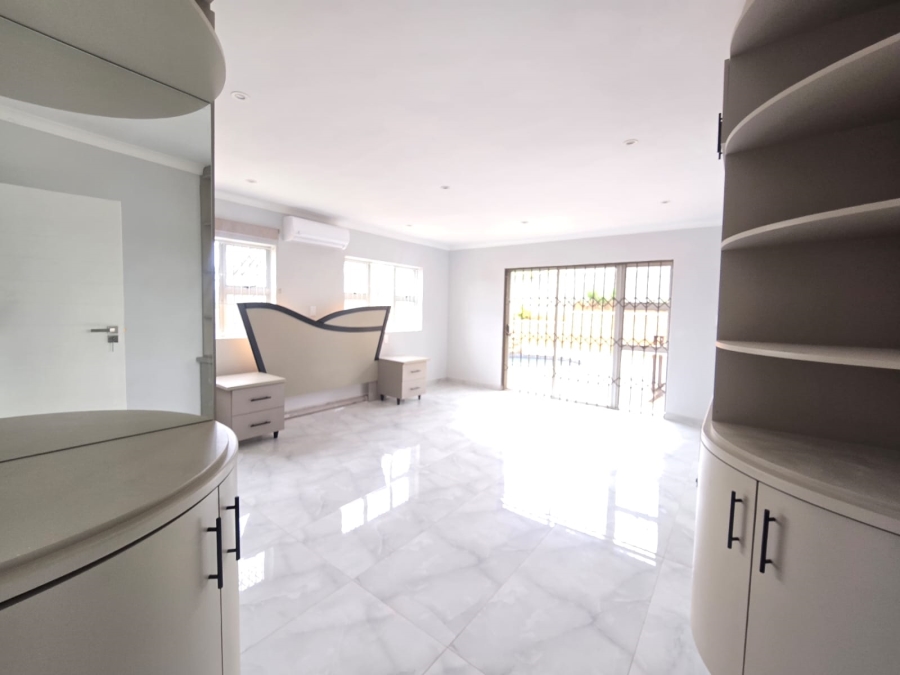 To Let 3 Bedroom Property for Rent in Somerset Park KwaZulu-Natal