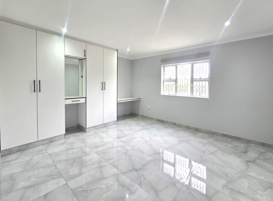 To Let 3 Bedroom Property for Rent in Somerset Park KwaZulu-Natal