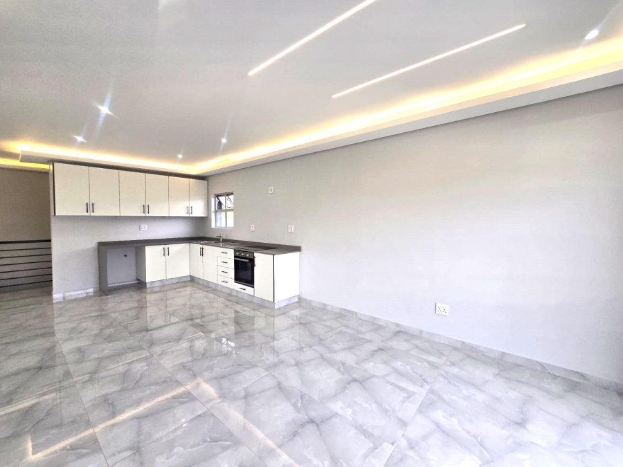 To Let 2 Bedroom Property for Rent in Somerset Park KwaZulu-Natal