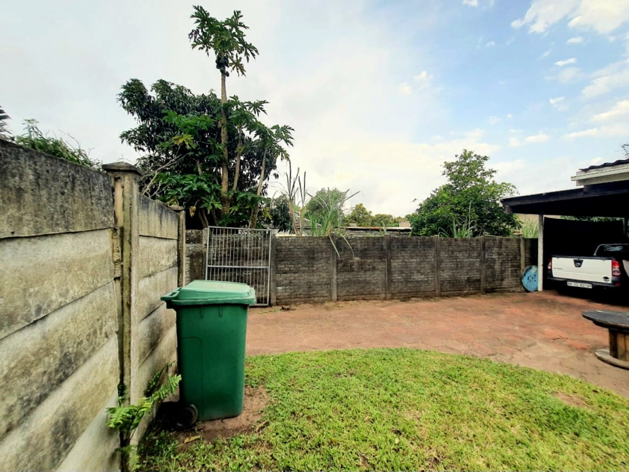 To Let 4 Bedroom Property for Rent in Kwambonambi KwaZulu-Natal