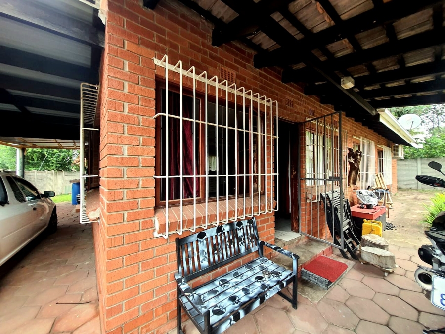 To Let 4 Bedroom Property for Rent in Kwambonambi KwaZulu-Natal