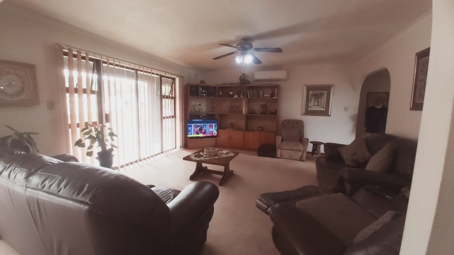 3 Bedroom Property for Sale in Isipingo Hills KwaZulu-Natal