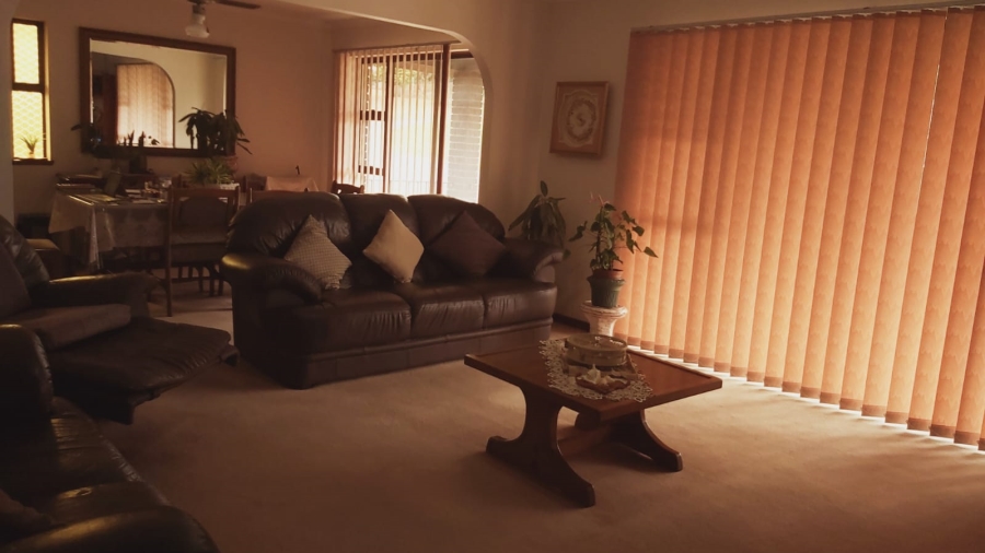 3 Bedroom Property for Sale in Isipingo Hills KwaZulu-Natal