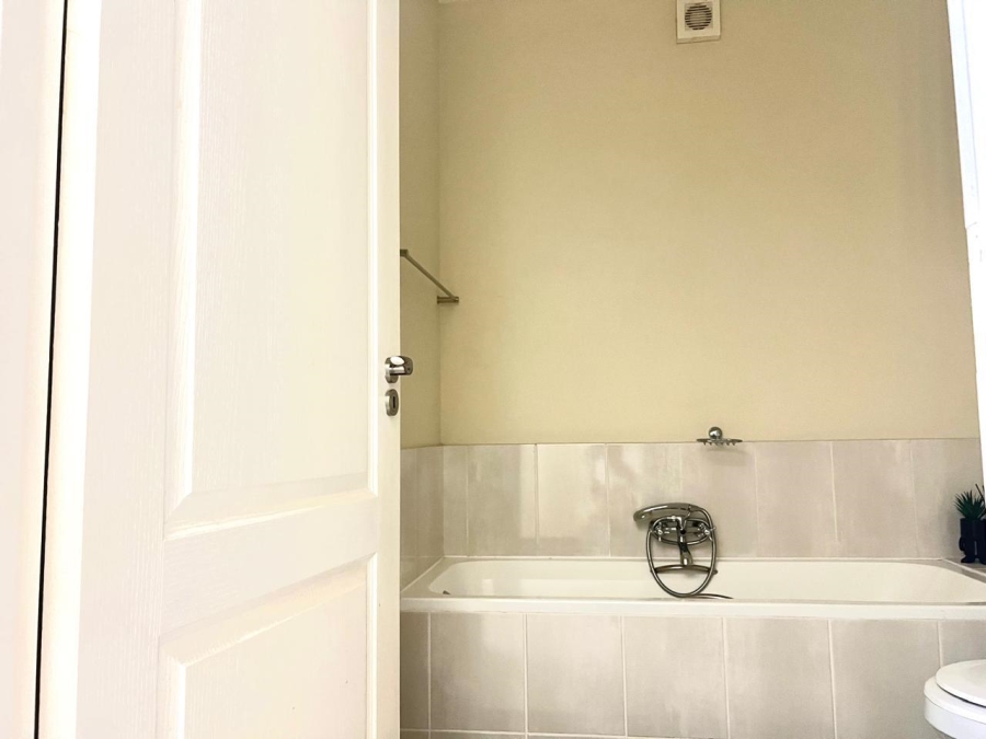 To Let 2 Bedroom Property for Rent in Chase Valley KwaZulu-Natal