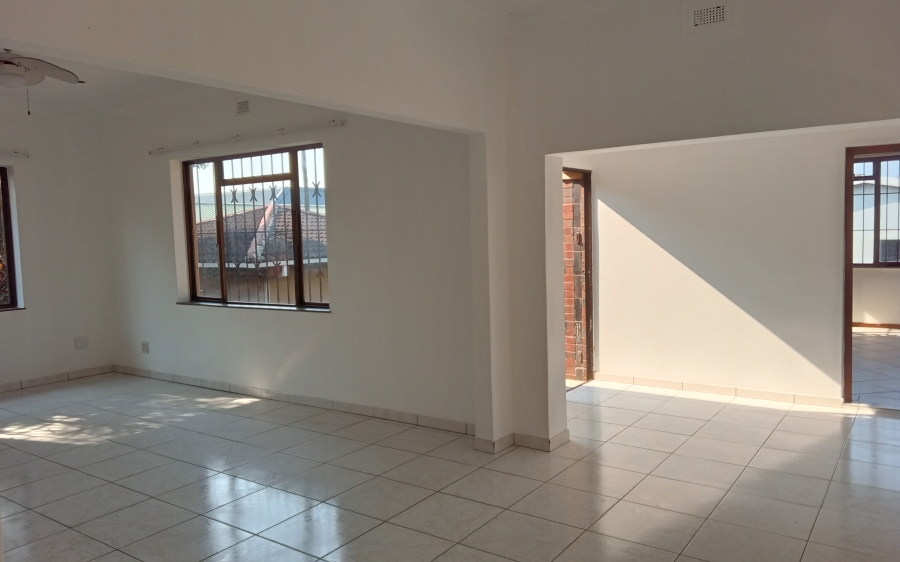 3 Bedroom Property for Sale in Manaba Beach KwaZulu-Natal