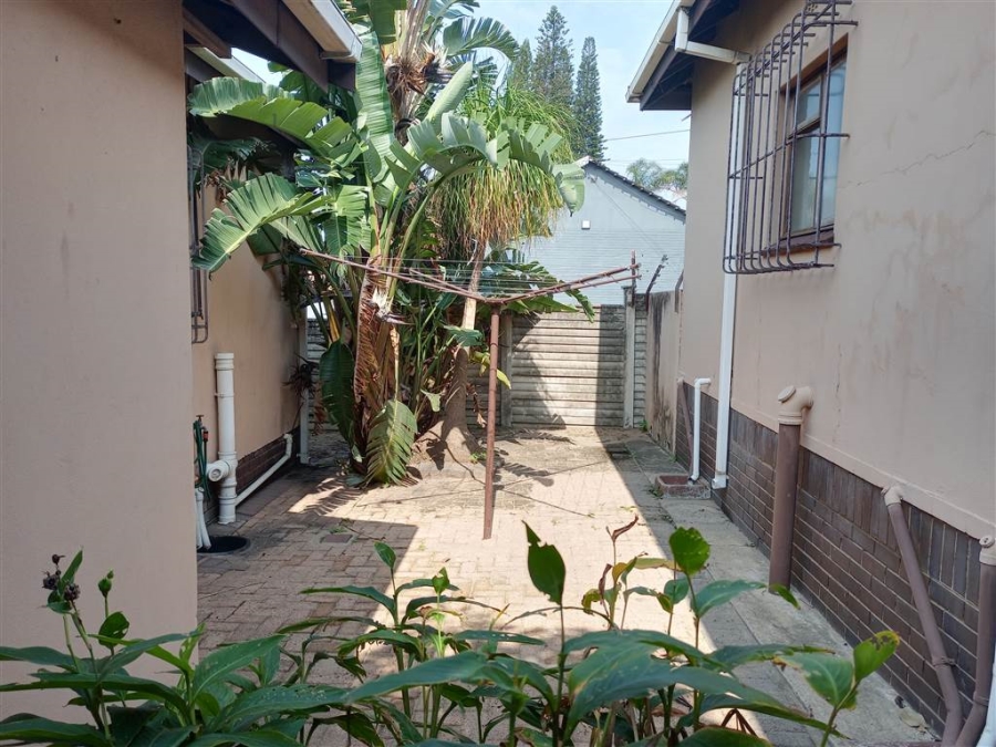 3 Bedroom Property for Sale in Manaba Beach KwaZulu-Natal