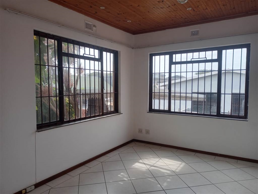 3 Bedroom Property for Sale in Manaba Beach KwaZulu-Natal