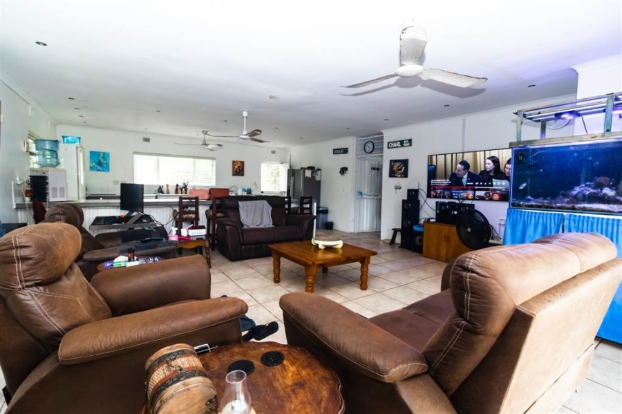 4 Bedroom Property for Sale in Leisure Bay KwaZulu-Natal