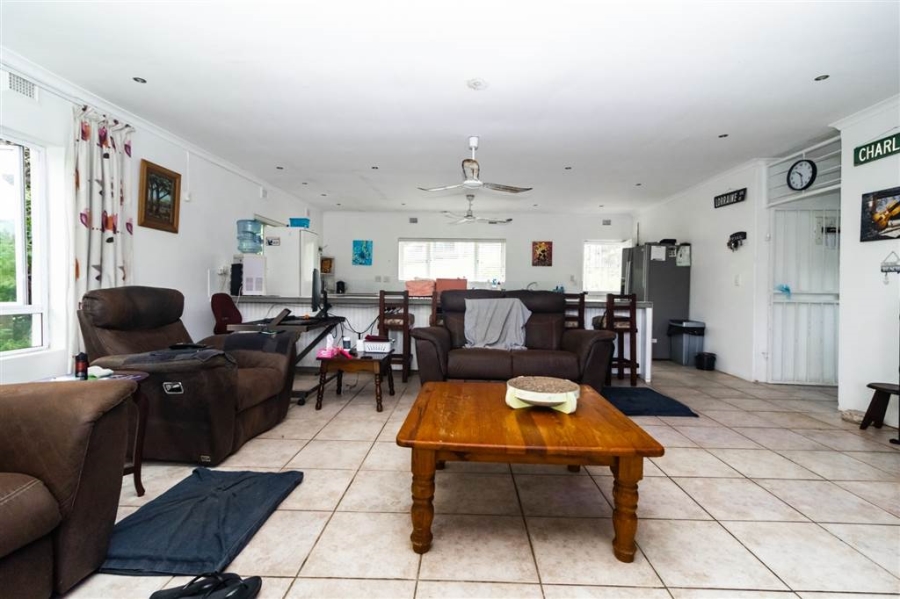 4 Bedroom Property for Sale in Leisure Bay KwaZulu-Natal