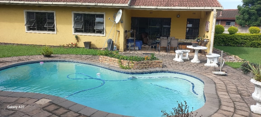 To Let 3 Bedroom Property for Rent in Veld En Vlei KwaZulu-Natal