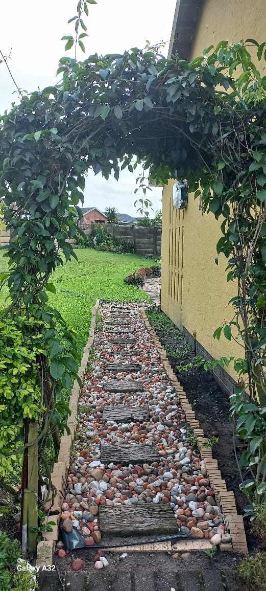 To Let 3 Bedroom Property for Rent in Veld En Vlei KwaZulu-Natal