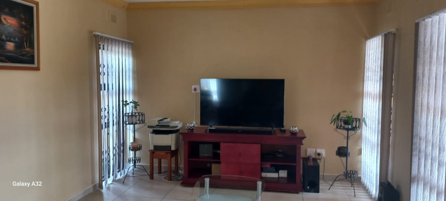 To Let 3 Bedroom Property for Rent in Veld En Vlei KwaZulu-Natal