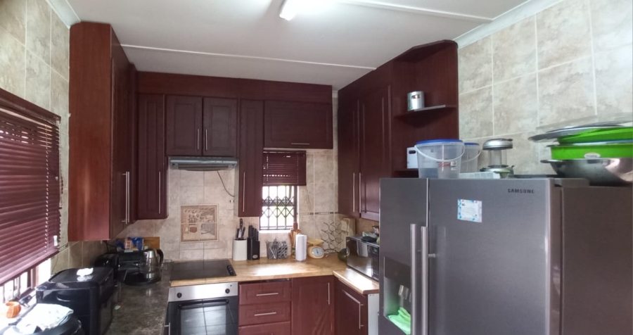 To Let 3 Bedroom Property for Rent in Veld En Vlei KwaZulu-Natal
