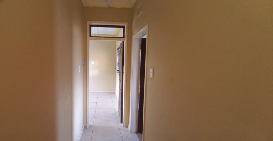 To Let 3 Bedroom Property for Rent in Veld En Vlei KwaZulu-Natal