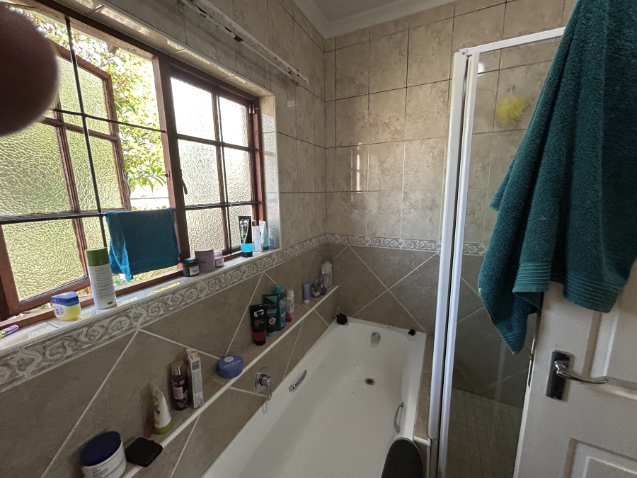 To Let 3 Bedroom Property for Rent in Prestbury KwaZulu-Natal