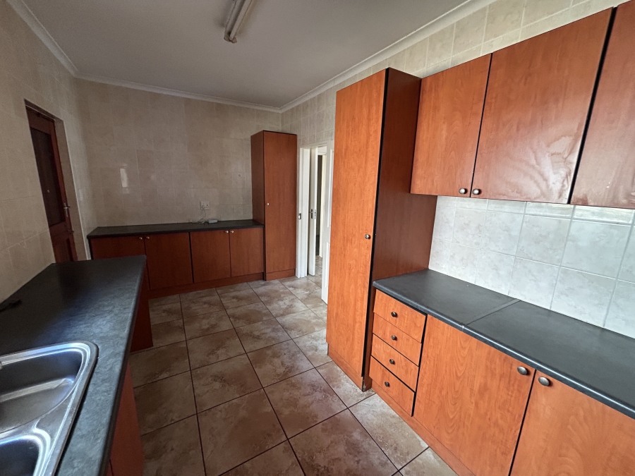 To Let 3 Bedroom Property for Rent in Prestbury KwaZulu-Natal