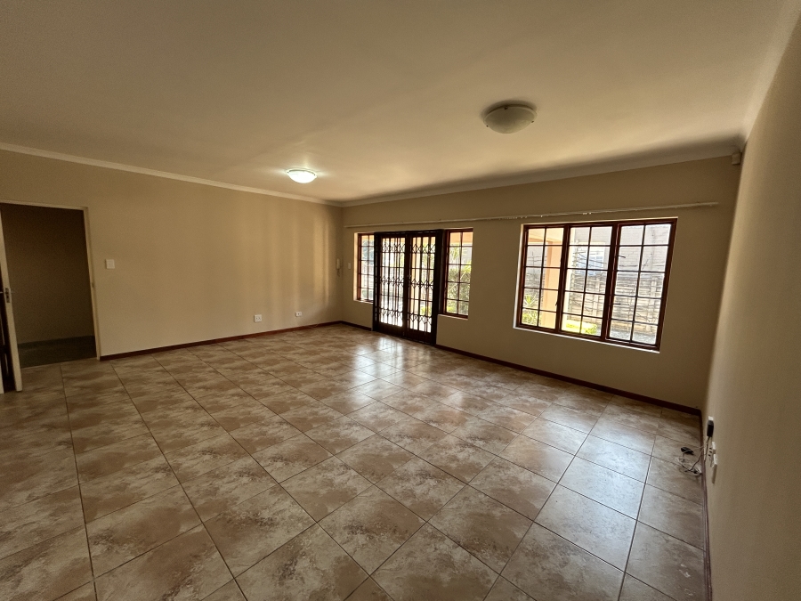 To Let 3 Bedroom Property for Rent in Prestbury KwaZulu-Natal