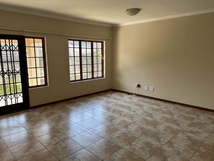 To Let 3 Bedroom Property for Rent in Prestbury KwaZulu-Natal