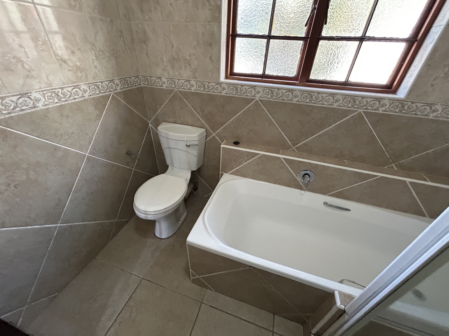 To Let 3 Bedroom Property for Rent in Prestbury KwaZulu-Natal