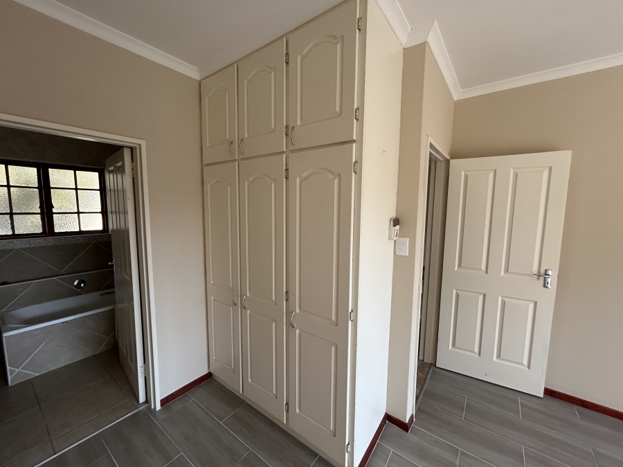 To Let 3 Bedroom Property for Rent in Prestbury KwaZulu-Natal