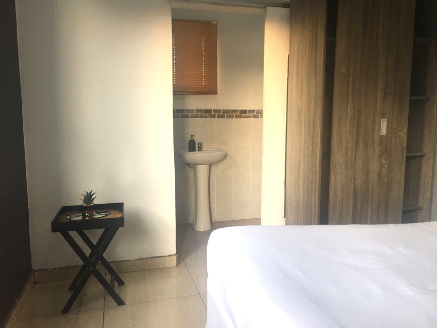 To Let 1 Bedroom Property for Rent in Birdswood KwaZulu-Natal