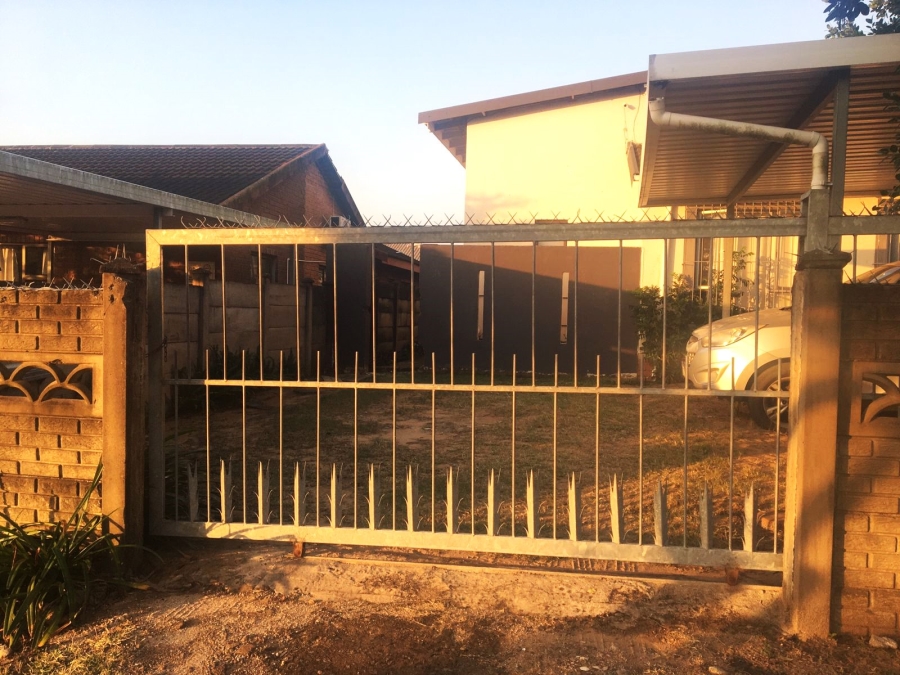 To Let 1 Bedroom Property for Rent in Birdswood KwaZulu-Natal