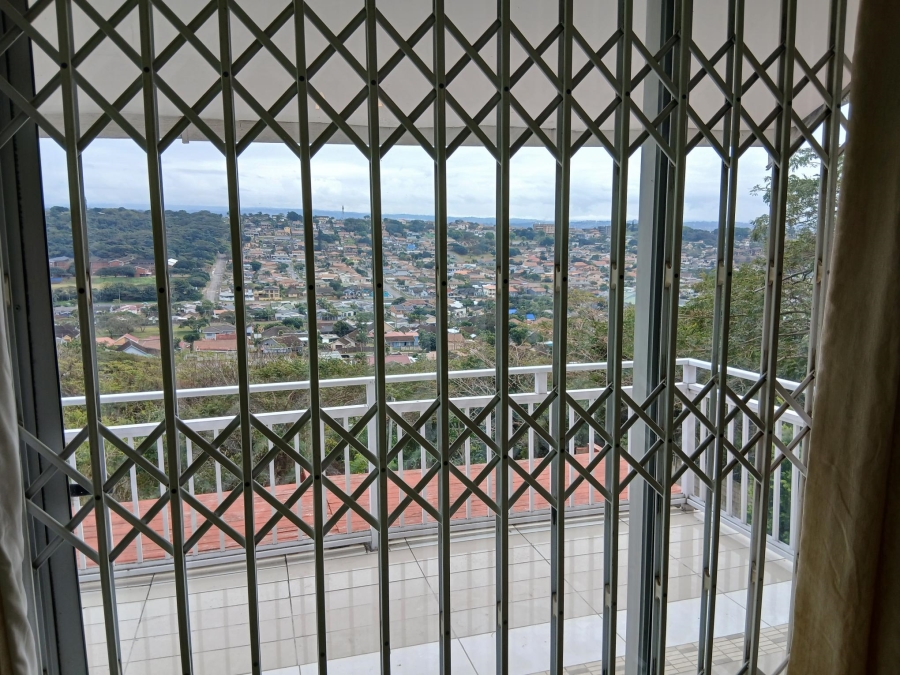 To Let 3 Bedroom Property for Rent in Bluff KwaZulu-Natal