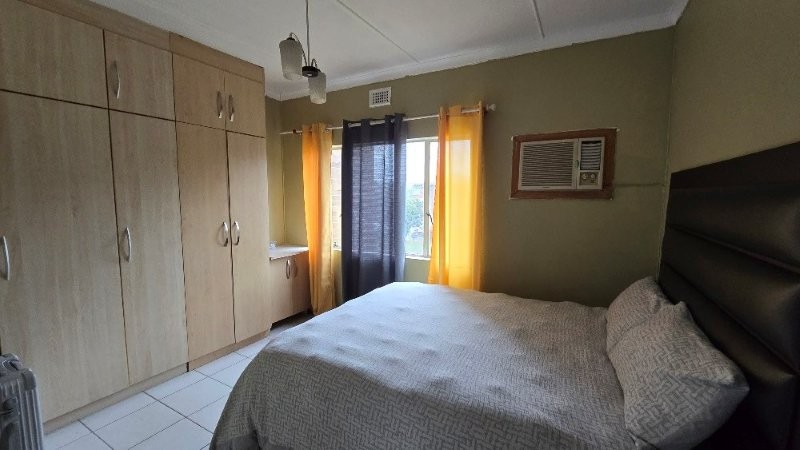 1 Bedroom Property for Sale in Pinetown KwaZulu-Natal