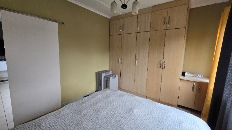 1 Bedroom Property for Sale in Pinetown KwaZulu-Natal