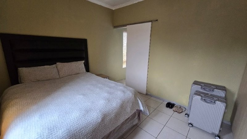 1 Bedroom Property for Sale in Pinetown KwaZulu-Natal