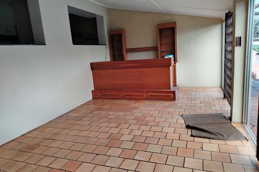 7 Bedroom Property for Sale in Fairview KwaZulu-Natal