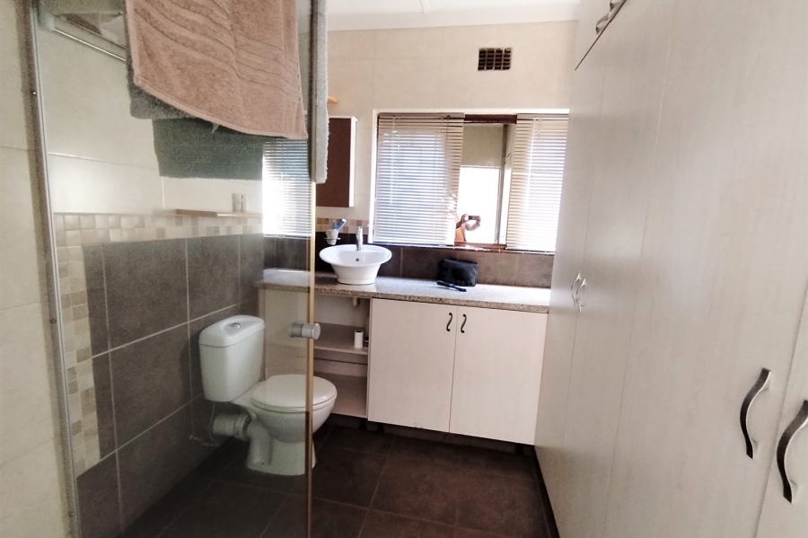 7 Bedroom Property for Sale in Fairview KwaZulu-Natal