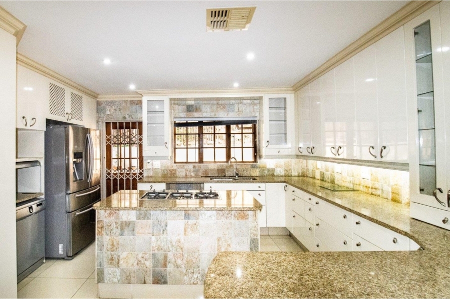 4 Bedroom Property for Sale in Deepdale KwaZulu-Natal