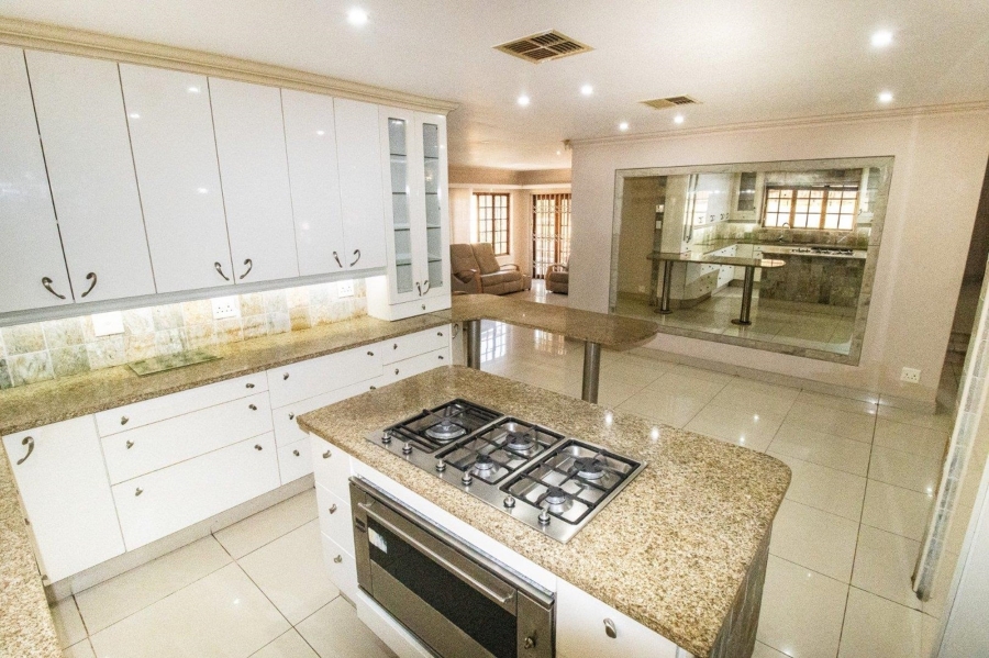 4 Bedroom Property for Sale in Deepdale KwaZulu-Natal