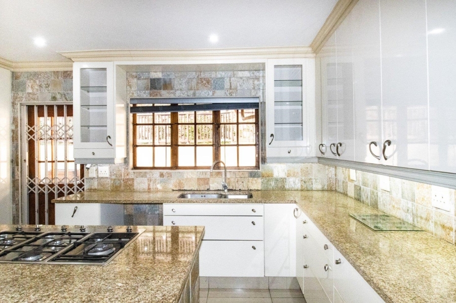 4 Bedroom Property for Sale in Deepdale KwaZulu-Natal