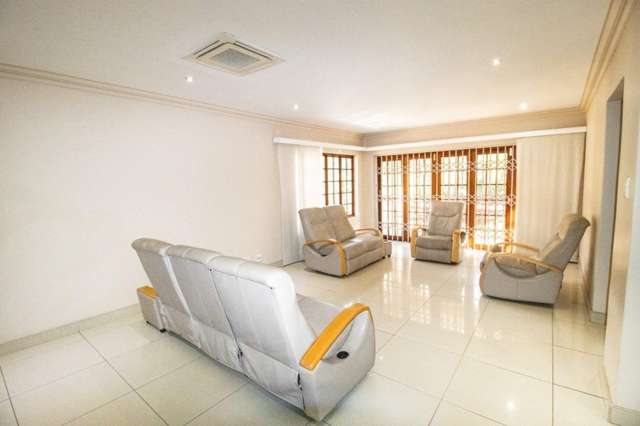 4 Bedroom Property for Sale in Deepdale KwaZulu-Natal
