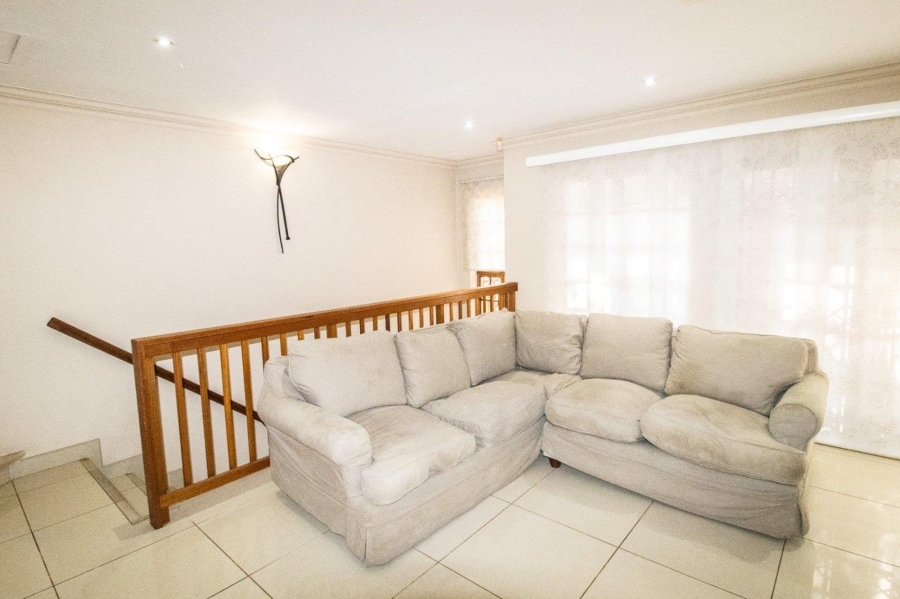 4 Bedroom Property for Sale in Deepdale KwaZulu-Natal