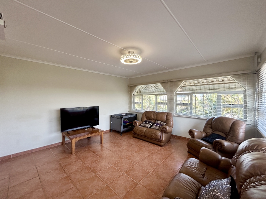 4 Bedroom Property for Sale in Sheffield Beach KwaZulu-Natal